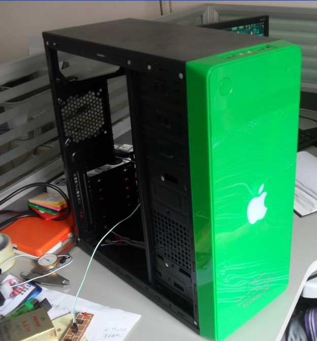 苹果电脑机箱台式机箱苹果绿色电脑机箱