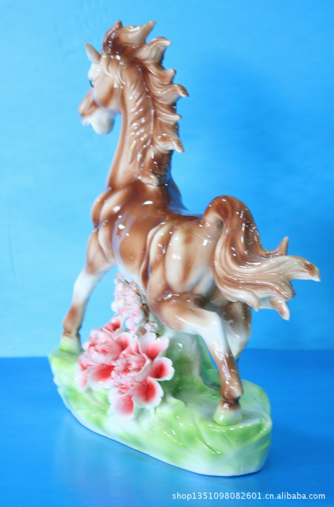 富贵马 陶瓷珐琅彩家 居吉祥摆件