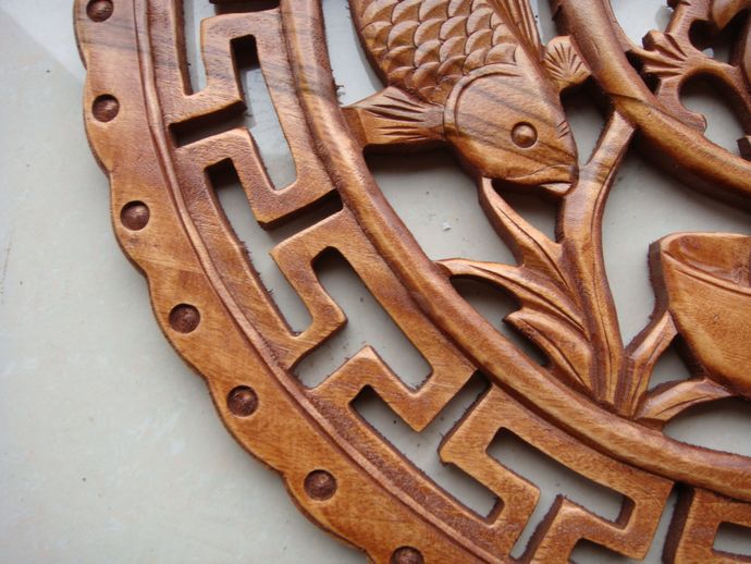 东阳木雕挂件樟木雕花手工双鱼挂件花格屏风门窗