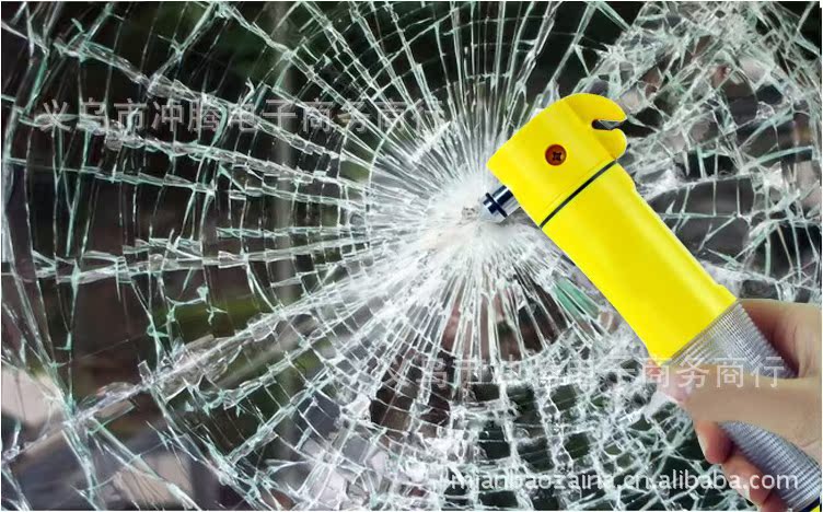 汽车安全锤 四合一救生锤安全锤逃生锤警示灯割刀手电筒带磁铁