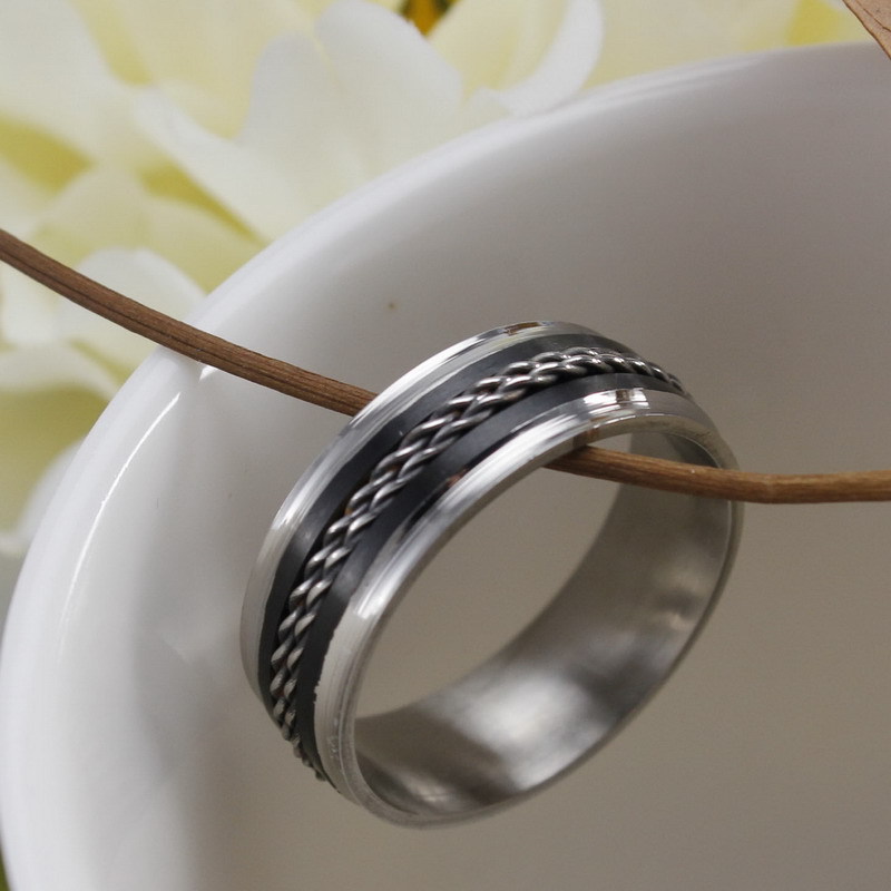 欧美风中间两钢丝条戒指指环男女通用钛钢饰品批发