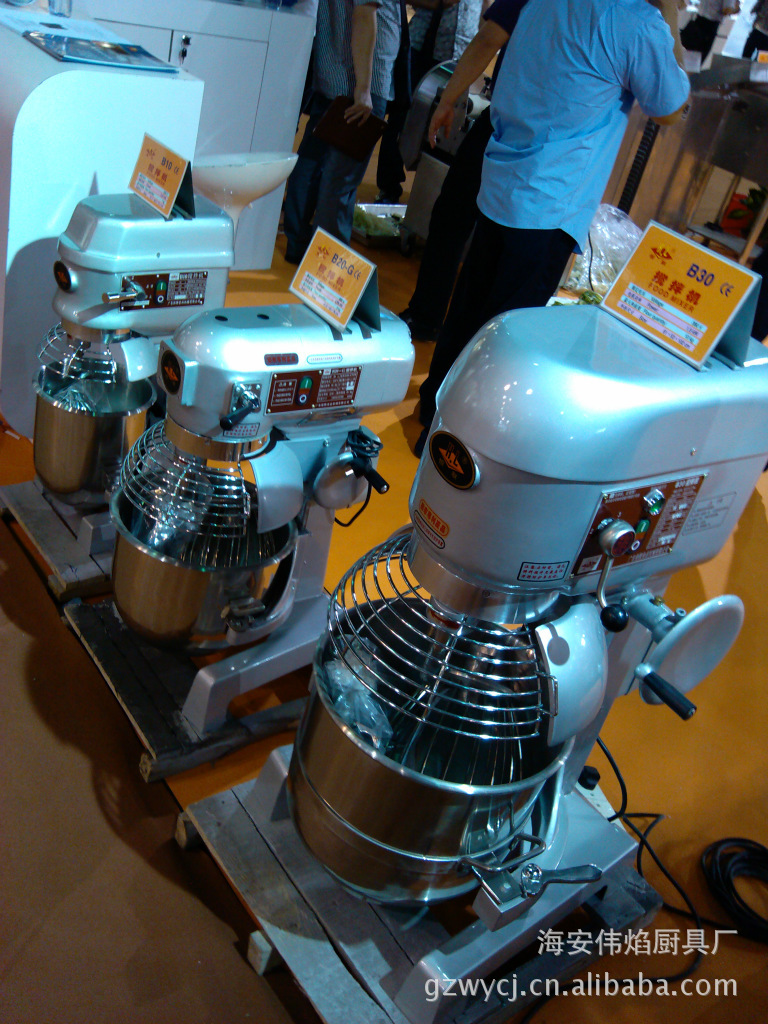 供应恒联b30面食店和面搅拌机 面包房专业揉面机 兰州拉面必备和面机