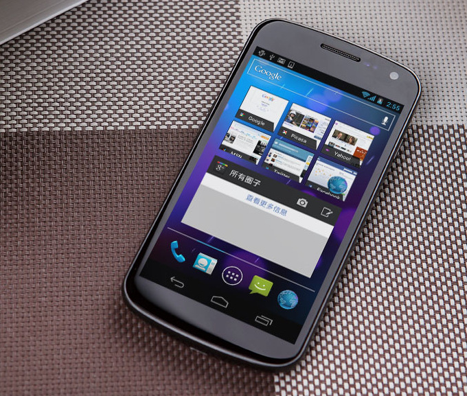 三星i9250 (galaxy nexus) 港黒2480元 白2660元