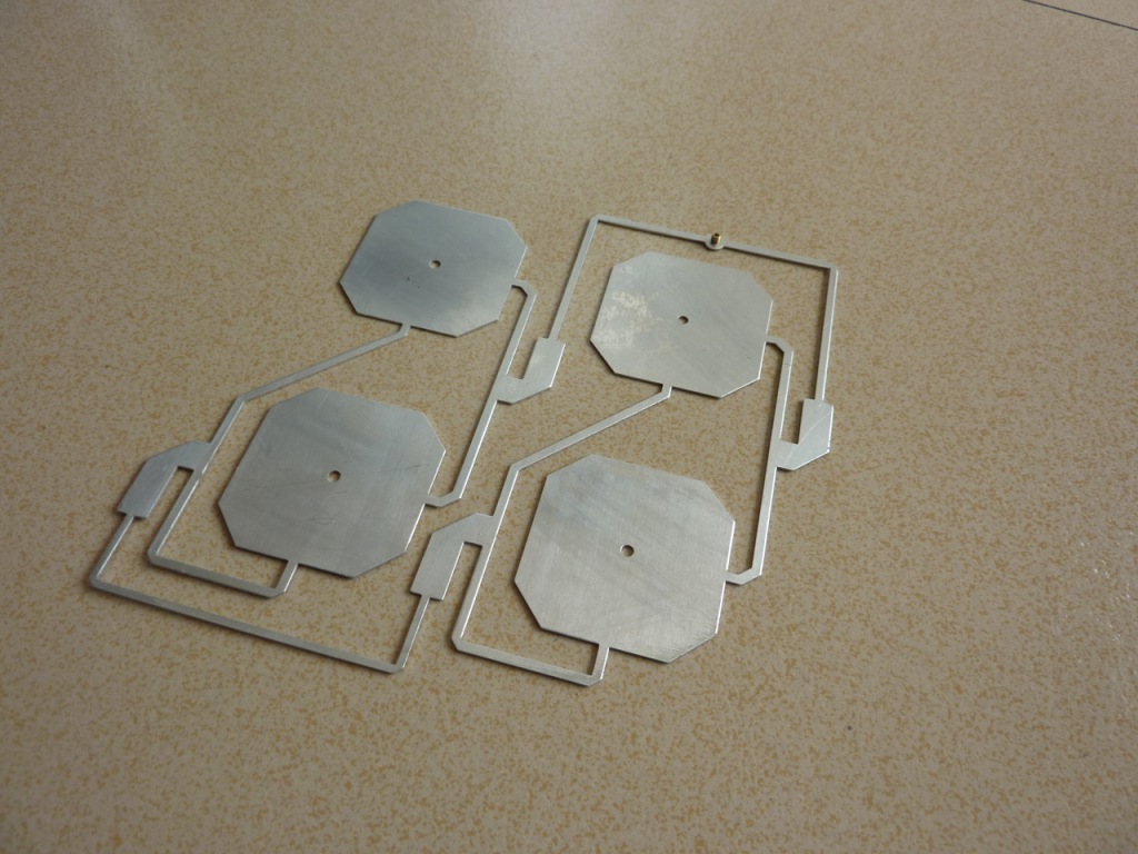 五金冲压件 铝冲压件 冲压件加工弯加工 铁板成型加工 钣金冲压件图片