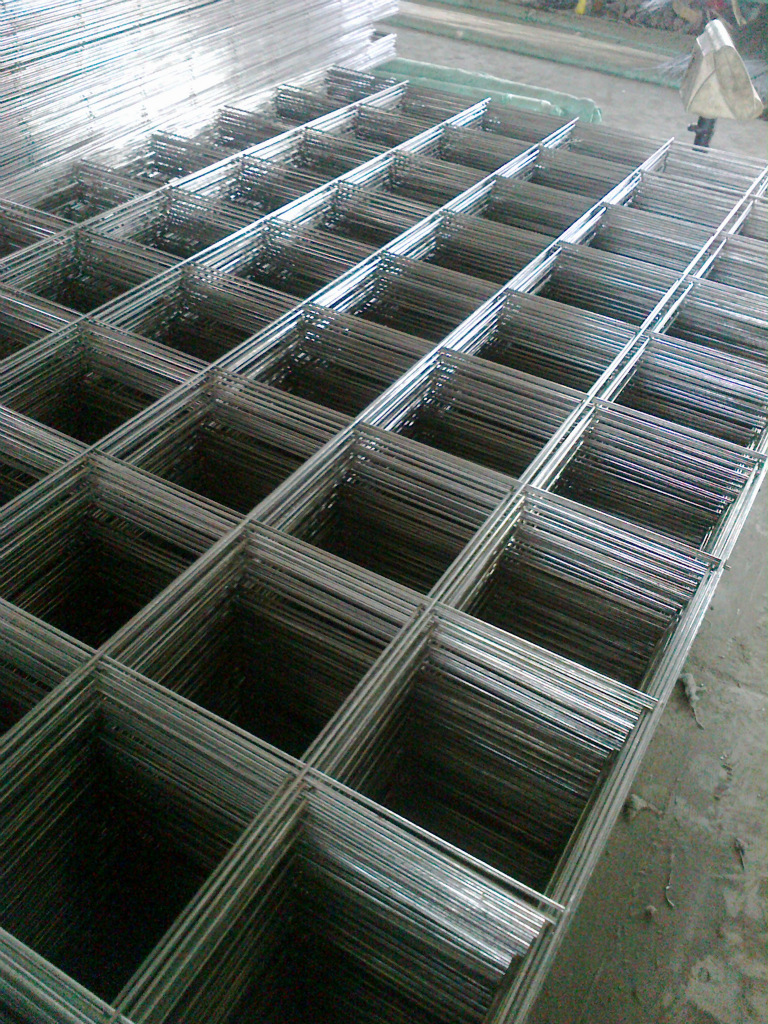 【【厂家直销】镀锌铁丝网,碰焊网,碰焊网片】价格