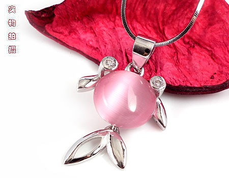 时尚 韩版雅致饰品 925银镶白猫眼石圆吊坠首饰 新品 个信