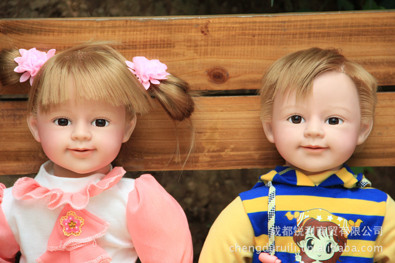 美业超级逗逗24046-8 智能对话娃娃 会唱歌跳舞 讲故事