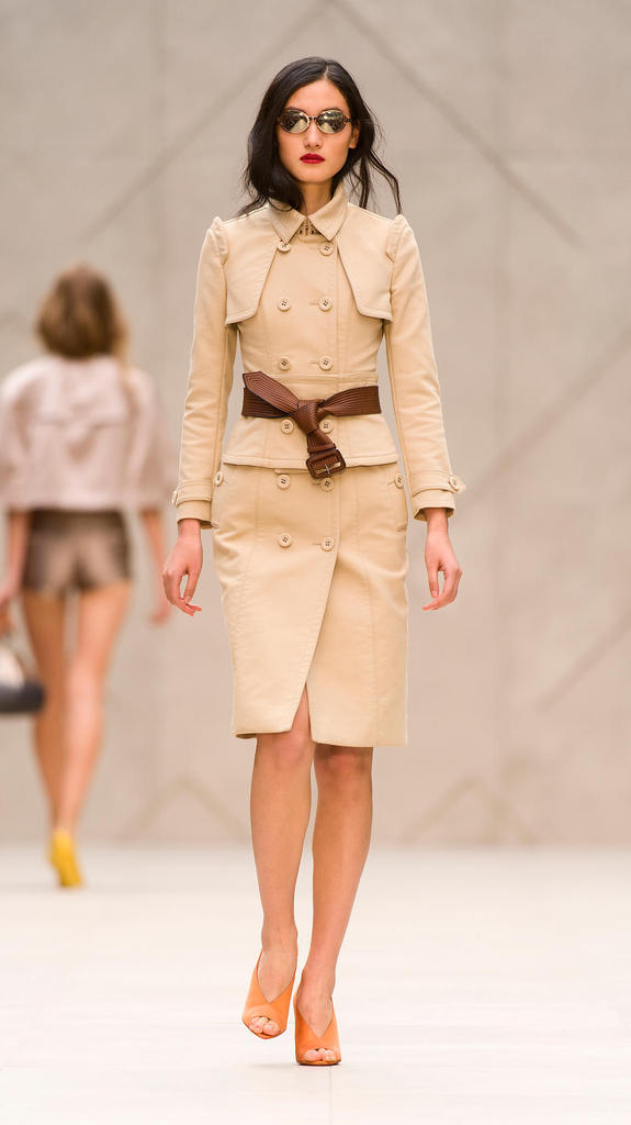 欧美原单双排扣英伦风衣bur风格b家2013春夏最新走秀款