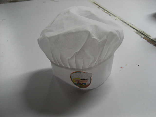 供应厨师帽无纺布围裙厨师帽儿童厨师帽一次性厨师帽