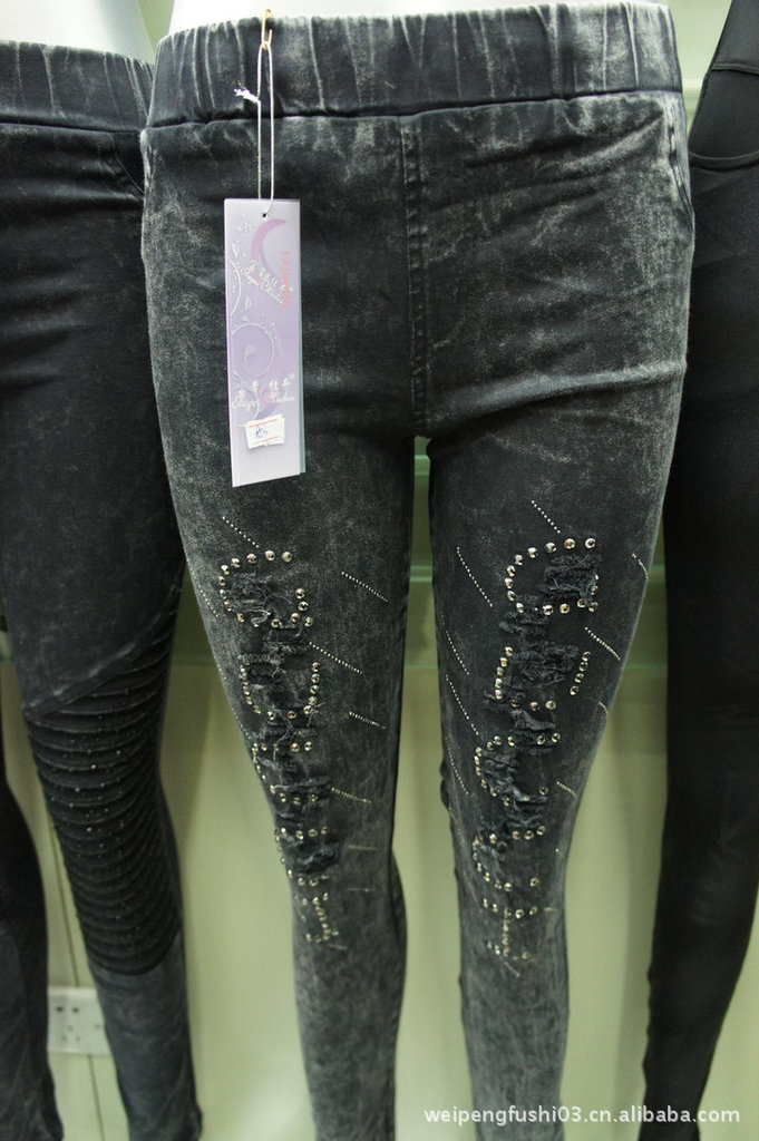 高档砂洗牛仔时装裤子 精烫钻系列 27.00,25.00元/条