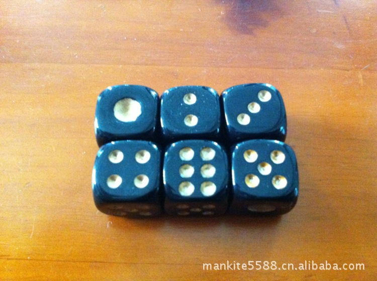 13mm普通塑料圆角大一黑底金点骰子13色子13号筛子