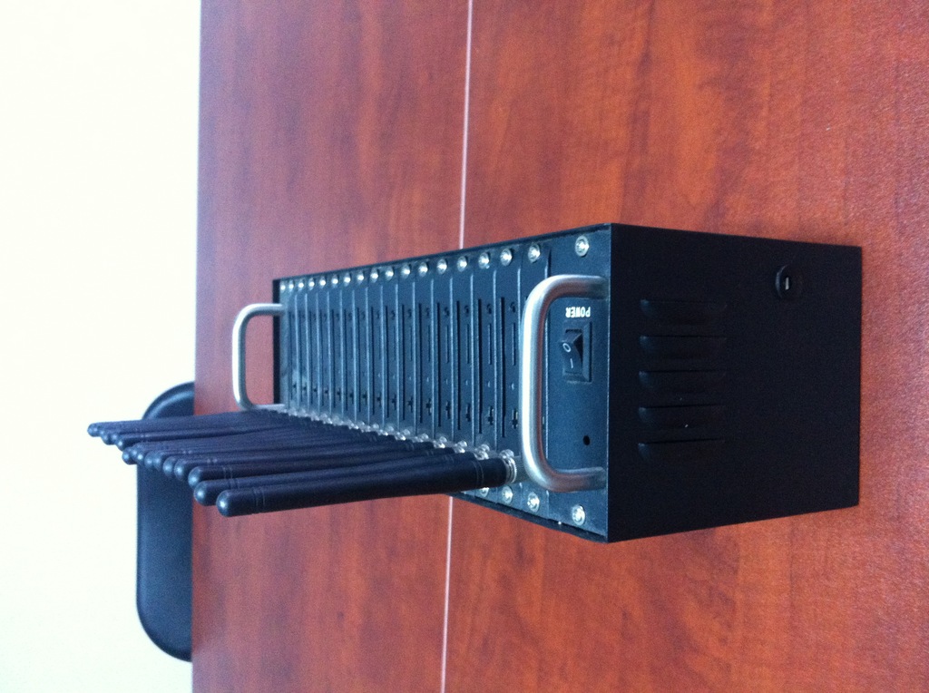 大卡通用- 开卡器//养*卡器机 *激 3g 产品说明:usb 无线8口sms 猫池