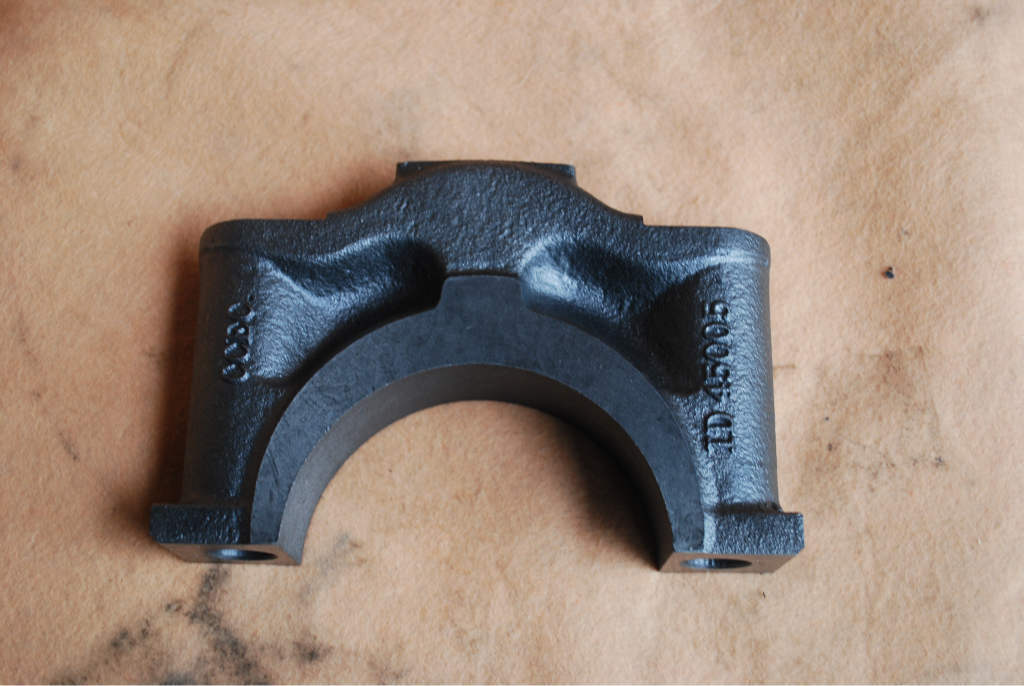 重庆康明斯发电机组康明斯汽车缸体轴承盖3004246