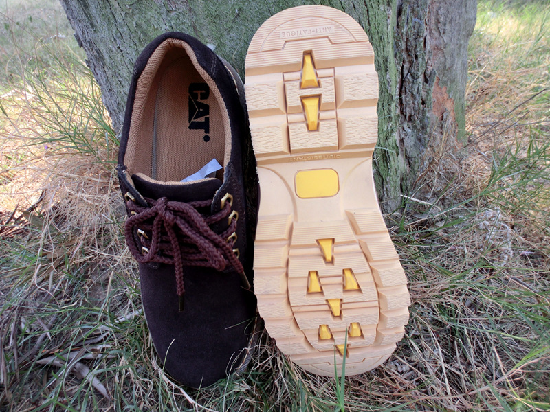 rmb: 面议 产品信息: 适用性别:男 鞋面材质:真皮 鞋底材质:橡胶 鞋头