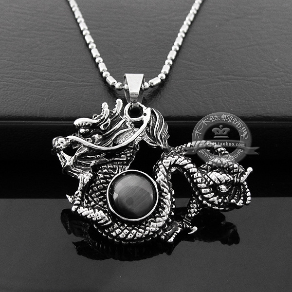 新款 霸气图腾 吉祥龙 龙珠 铸造男士钛钢项链 韩版吊坠 永不退色