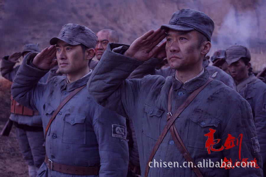 逢敌必亮剑 铁血军魂