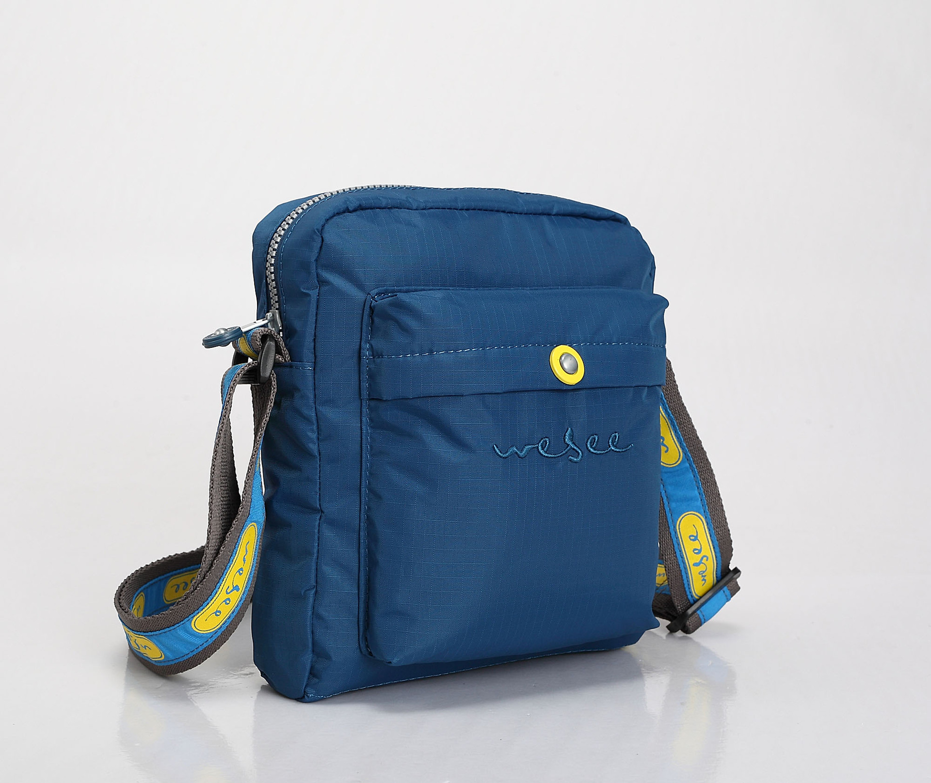 单肩包女包包2013夏季新款潮女大斜跨休闲旅行时尚超轻精品斜挎包