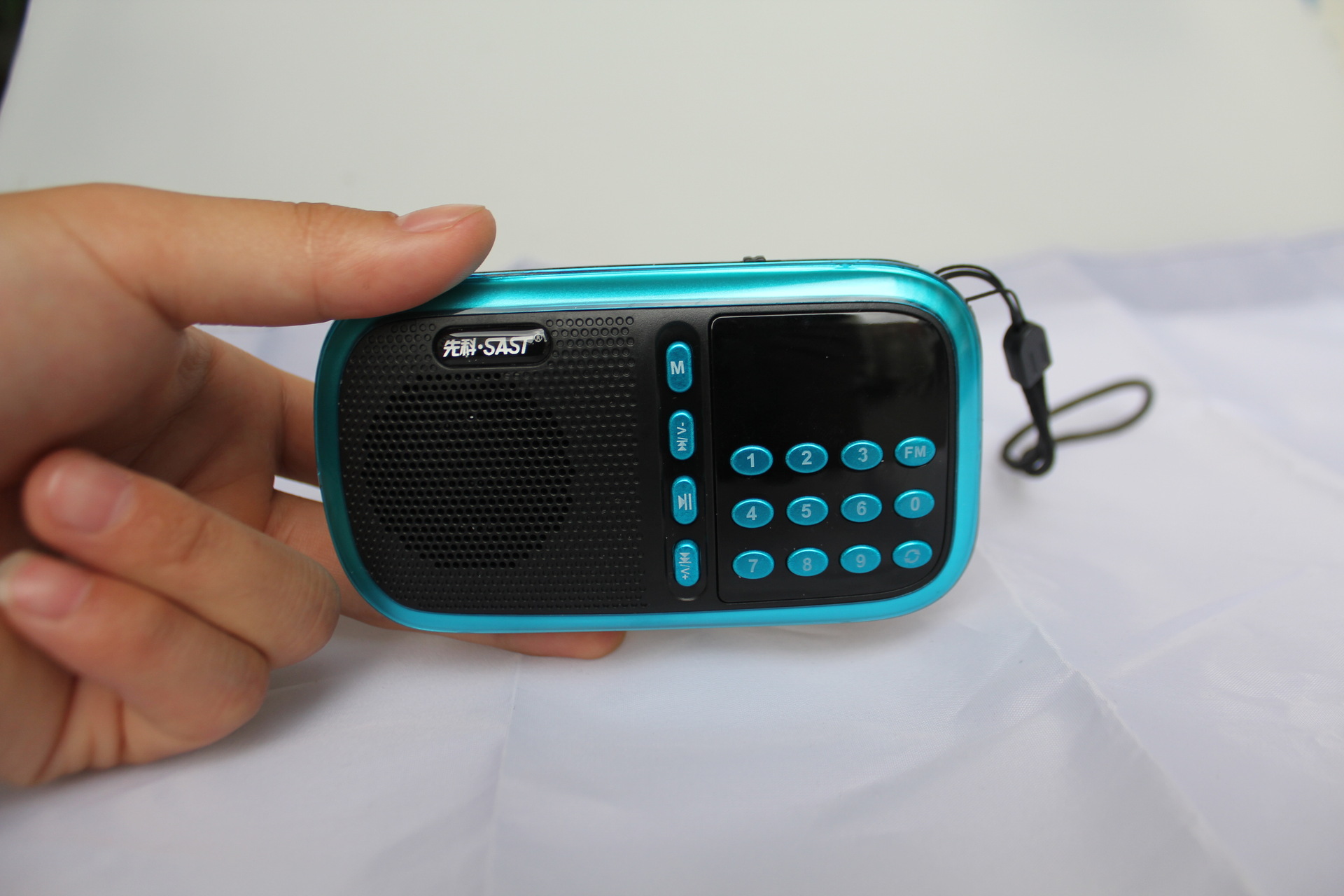 先科st19插卡音箱tf卡播放数字点歌老年收音机便携小巧随身