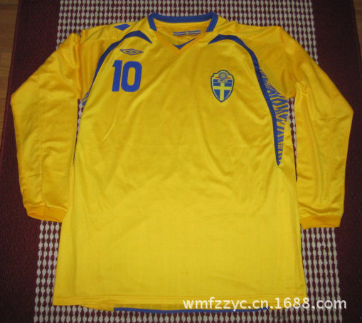 供应世界杯日本队中田英寿球衣,可印号 来样来图定做生产