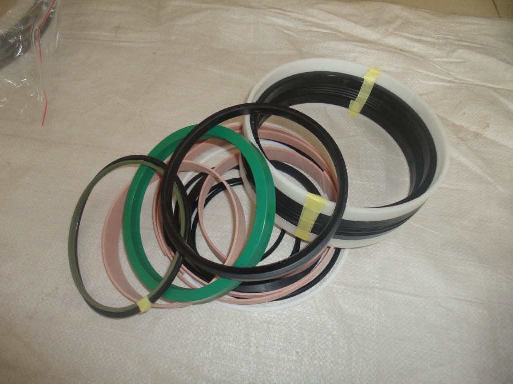 三一混凝土泵车臂架油缸密封修理包