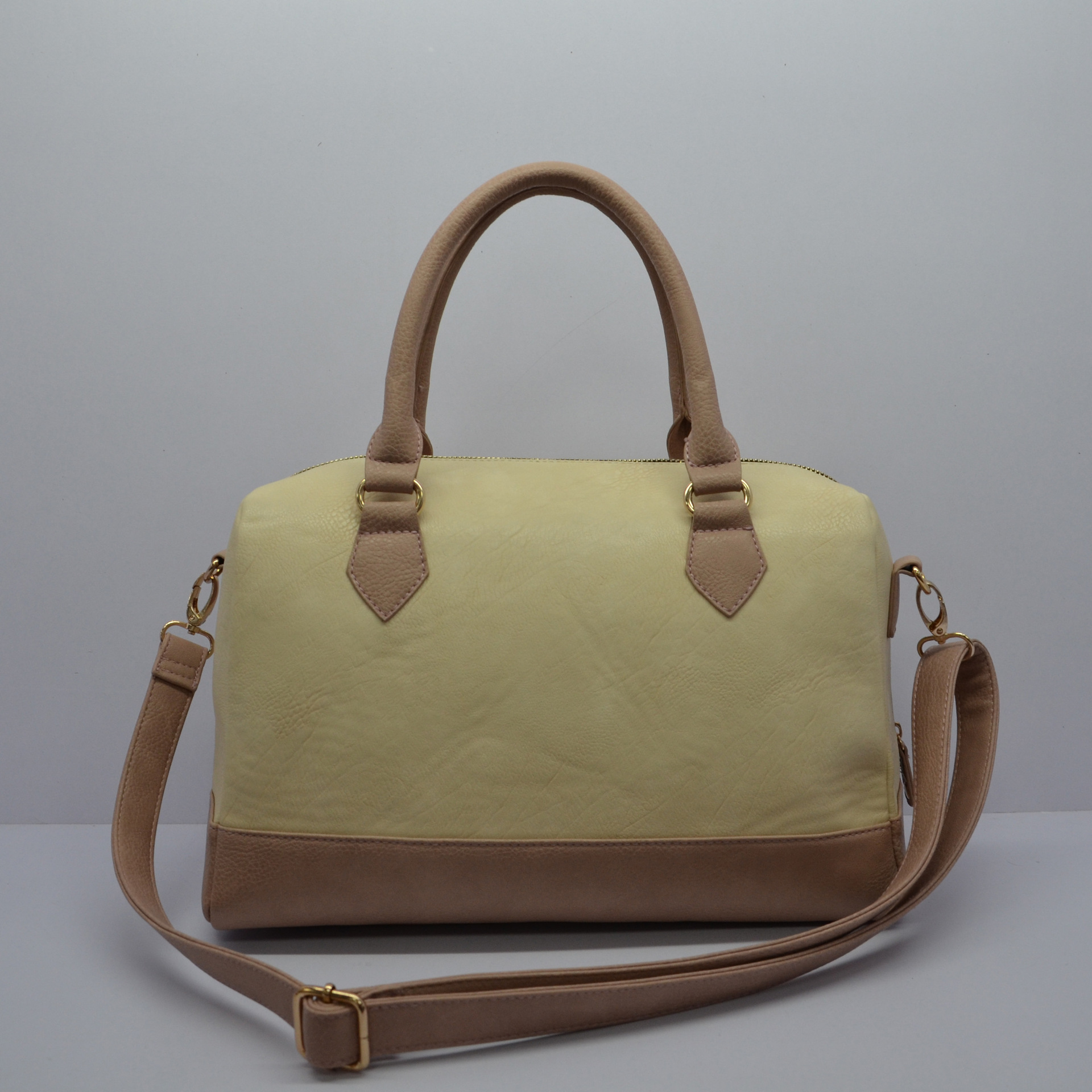 时尚精典休闲女士包