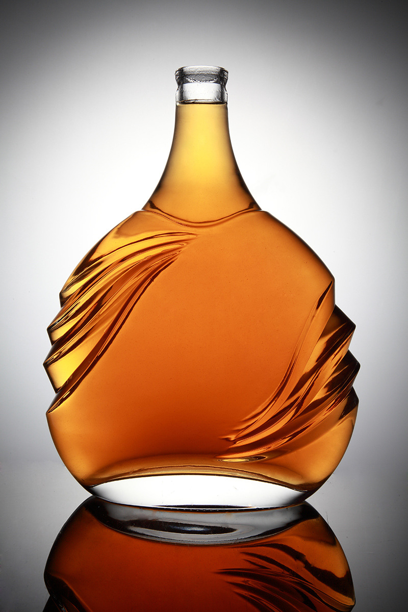 晶白料高档洋酒瓶