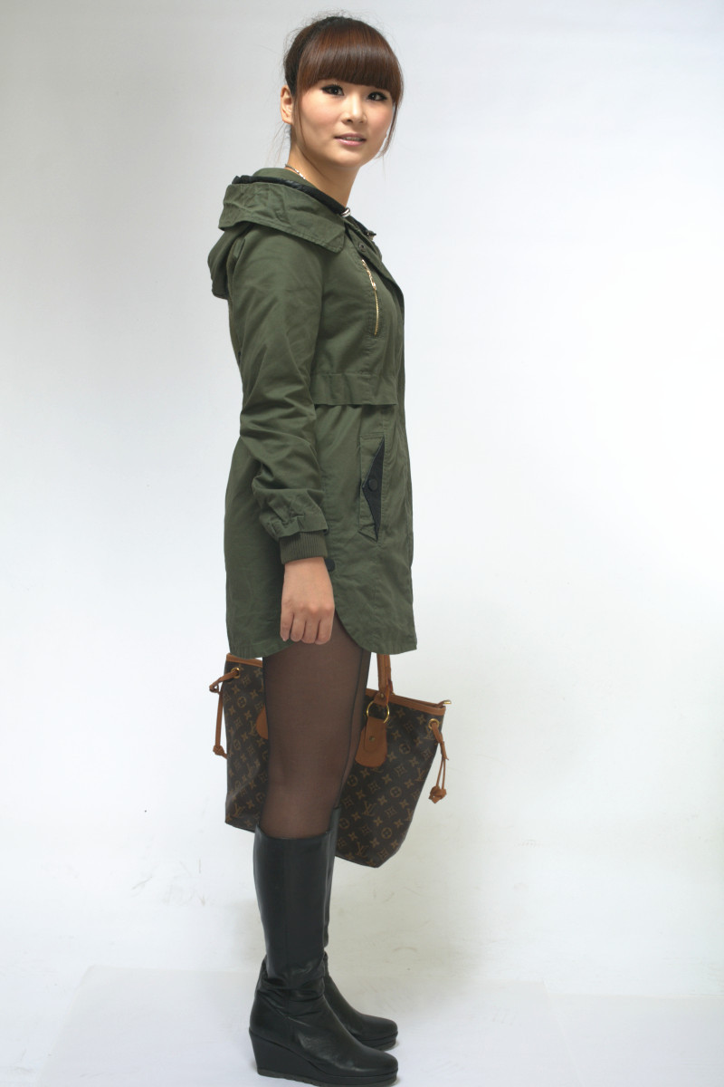 女款风衣2013新款 外套 春秋装 依琳中长款 韩版带帽 修身 学生潮