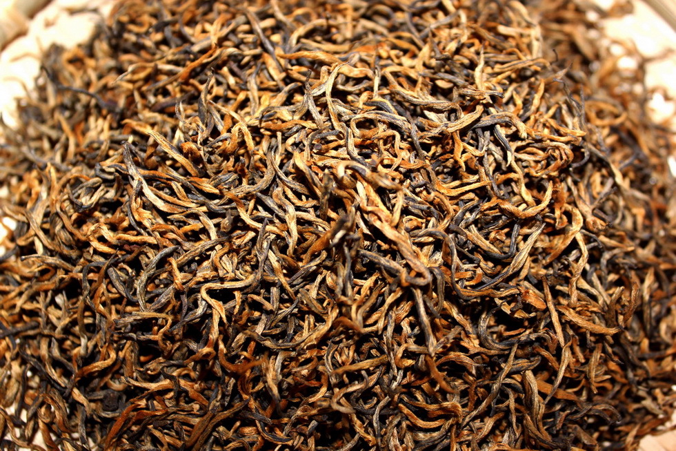 凤宁号 金丝凤毫 云南滇红茶 批发茶叶 凤庆大叶种茶 红茶饼