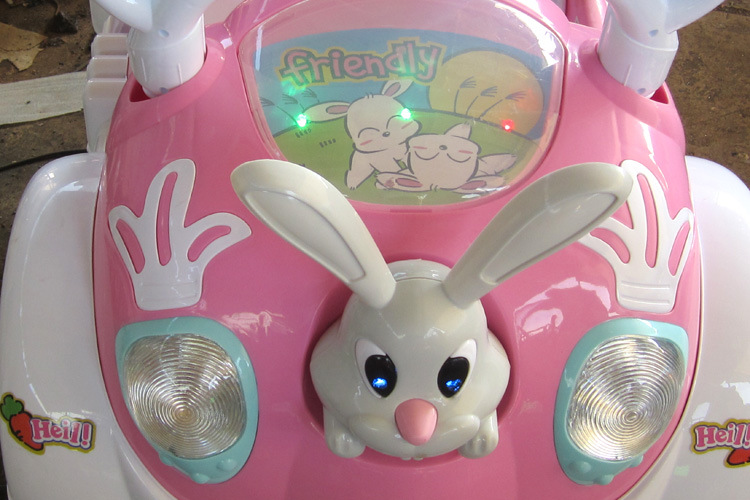 2013新款兔子摇摇车摇摇乐投币摇摆车摇摆机