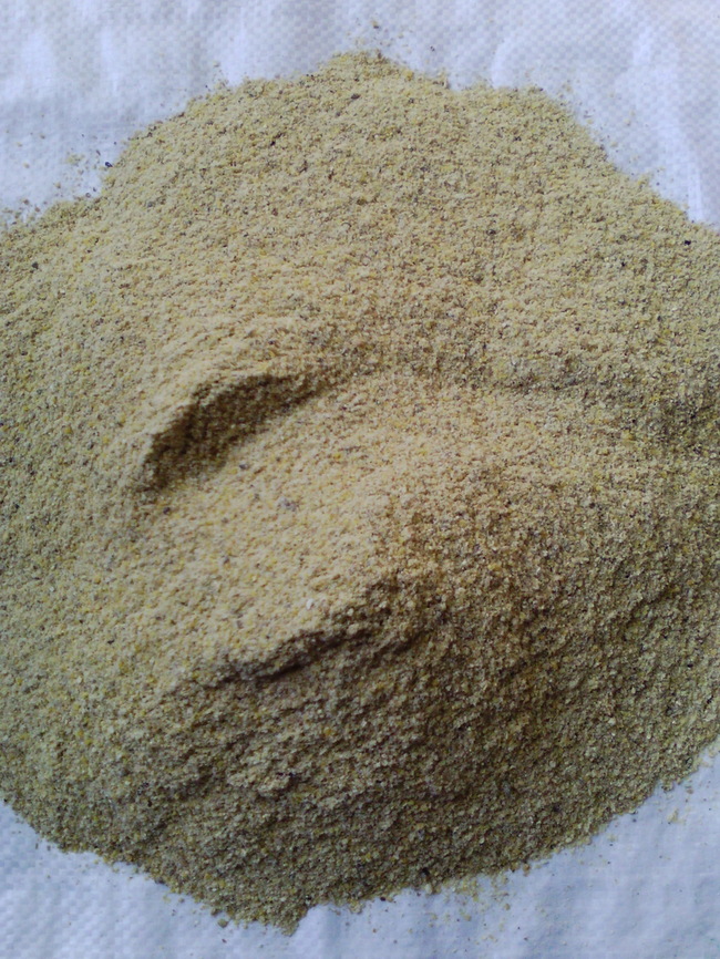 幼鹌鹑配合精饲料,含药物成份能提高鸟体质,不容易生病,公斤重