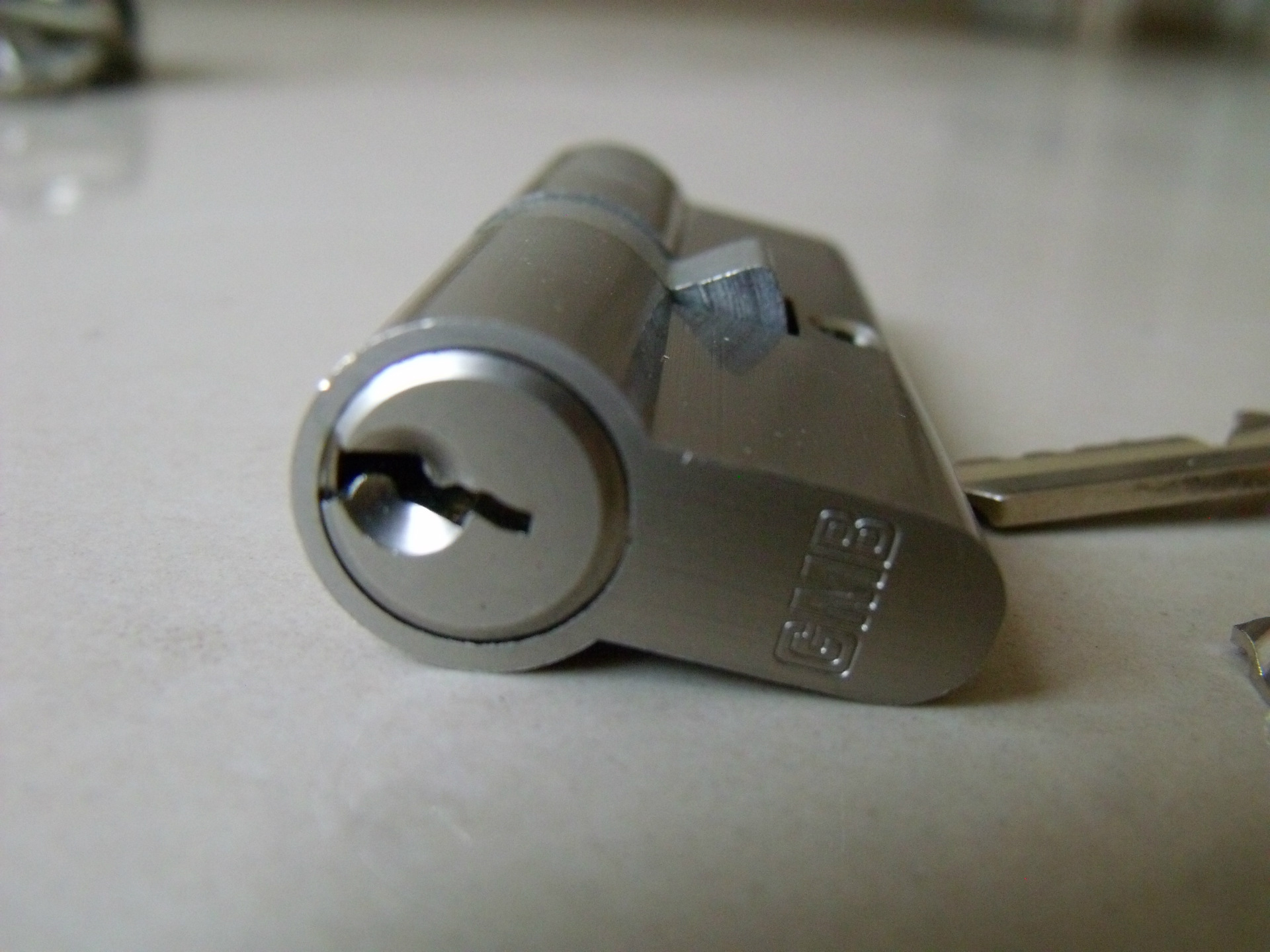 80mm双开全铜欧标偏心锁芯 防盗葫芦孔锁芯 单边双边锁芯