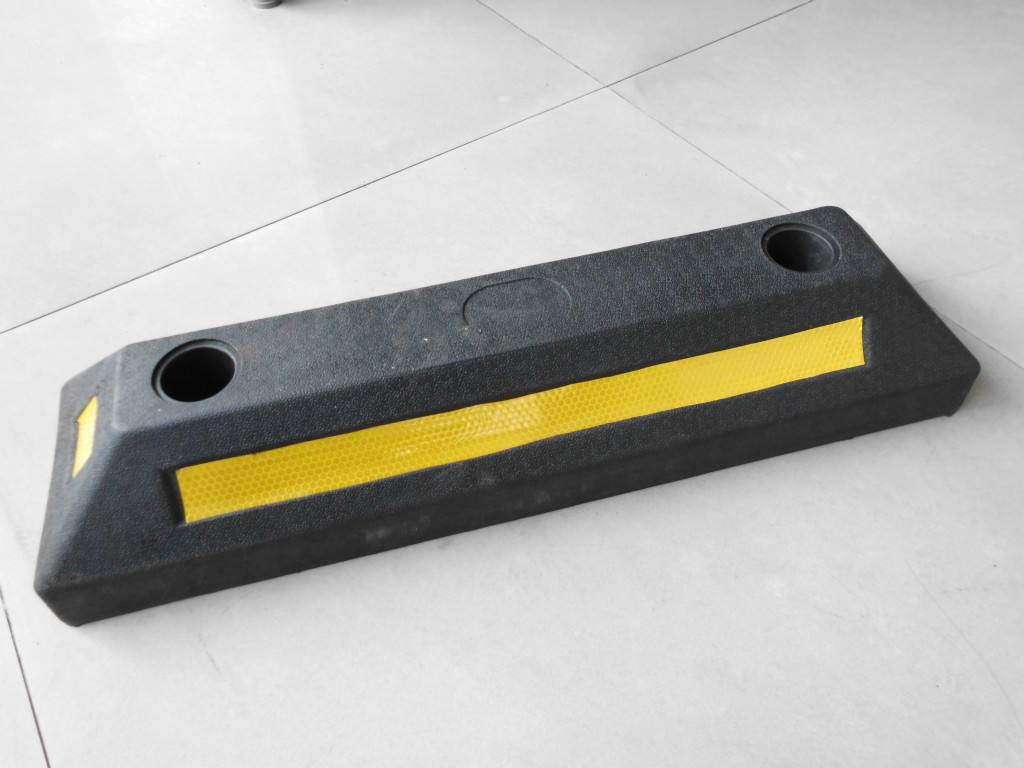 供应560mm合金塑料定位器车轮挡车器