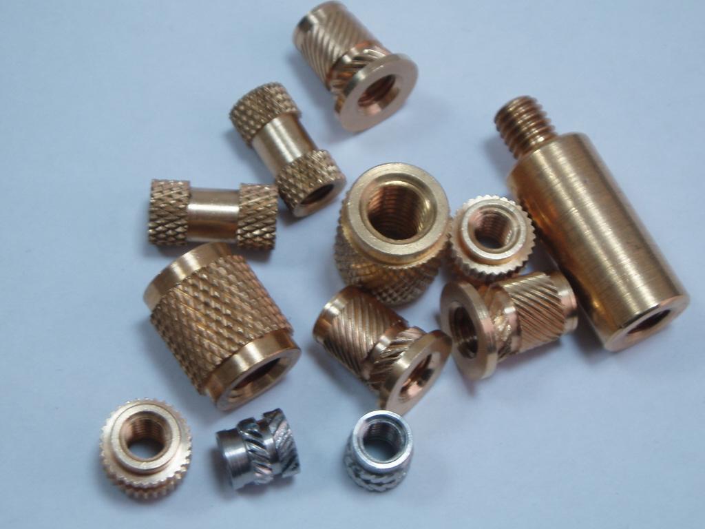 宏亿科技：铆足劲头抓坐褥、赶订单