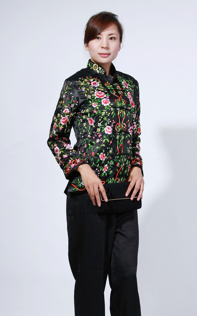 欣鹏真丝素软缎手工手绣湘绣满身花短上衣-「旗袍」-马可波罗网