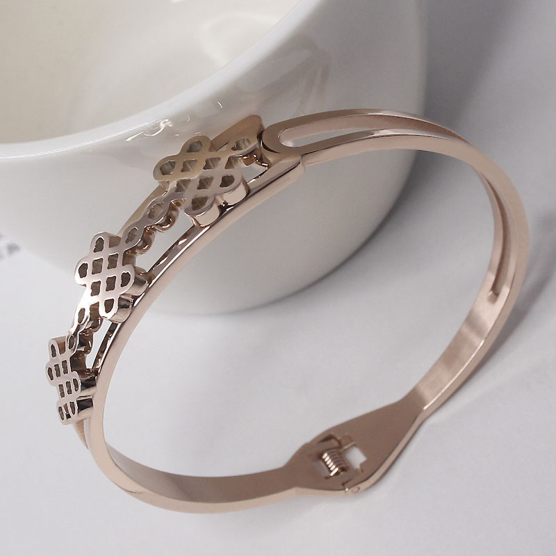 新款 中国风平安吉祥中国结14k玫瑰金钛钢手镯手环 女 弹簧设计