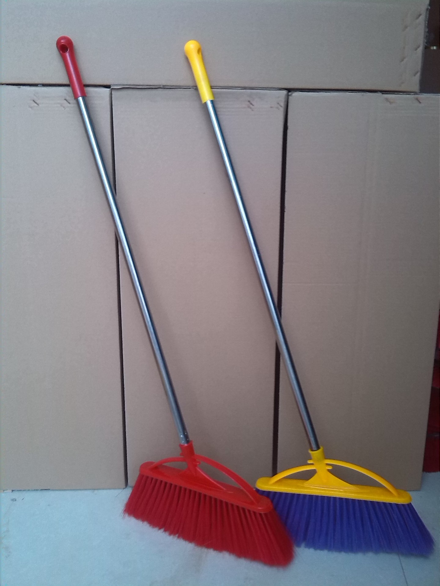 【新款扫把 桥扫把 热卖中】价格,厂家,图片,扫帚畚箕套装,陈海峰