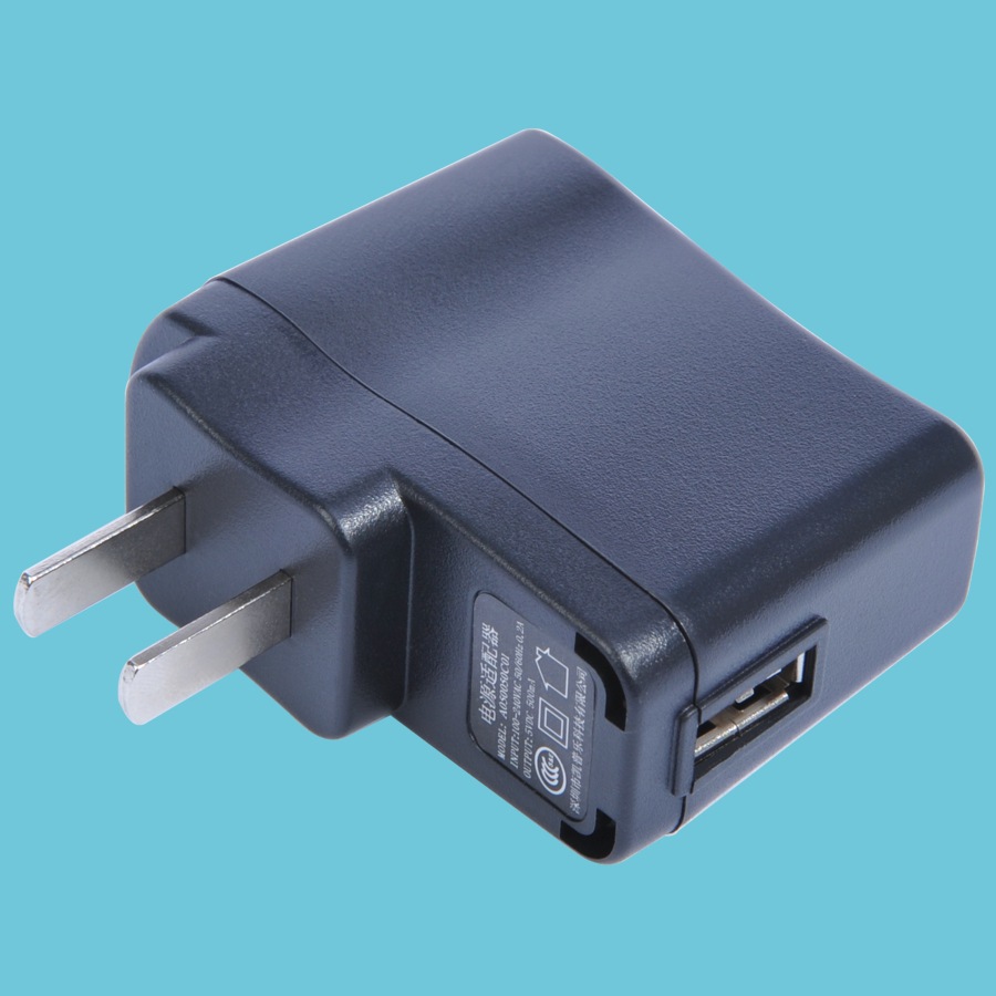 免邮5v500ma黑色k壳中规手机直充环保充电器3c认证厂家直销冰点价