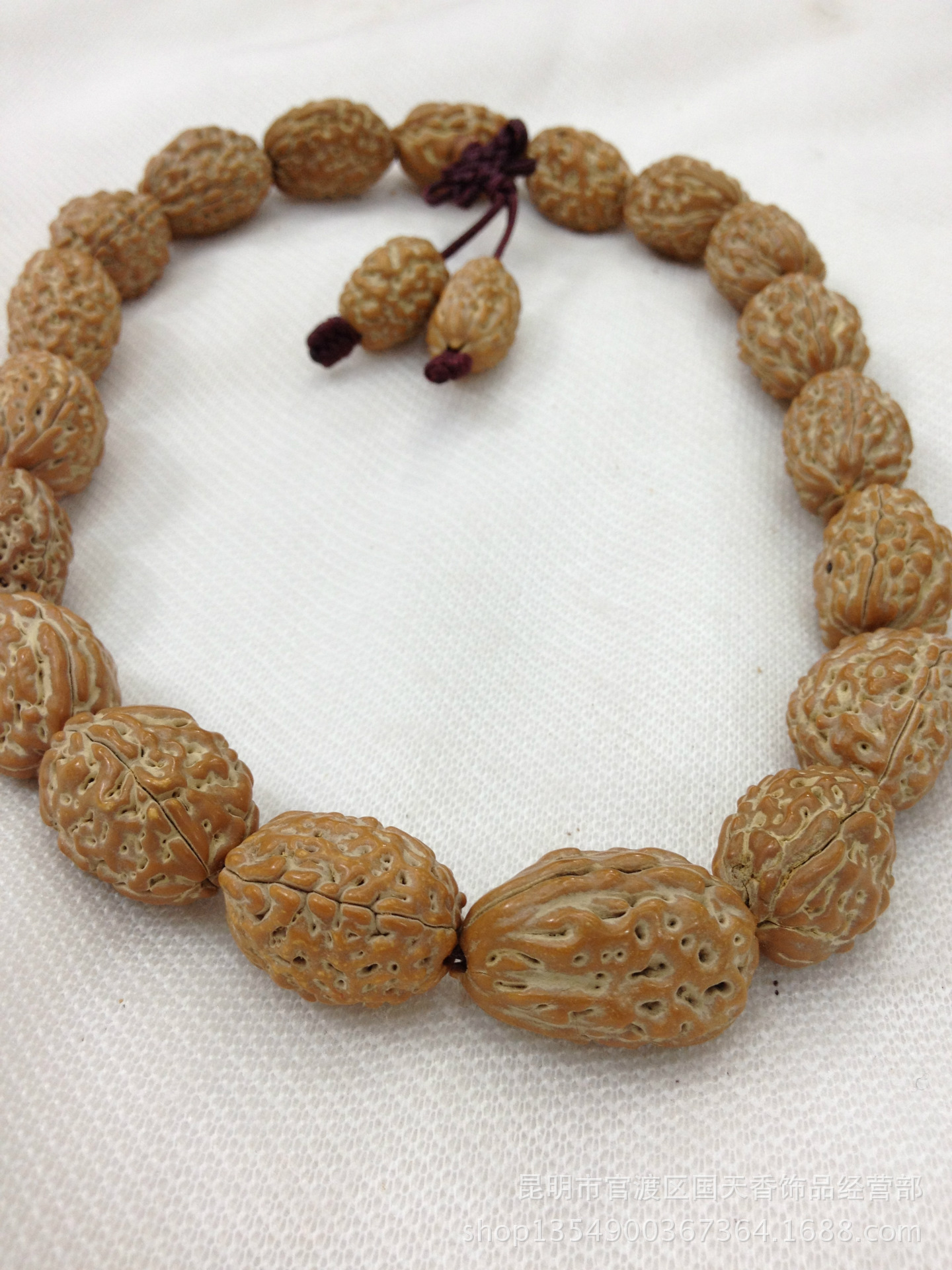批发精品原色长寿金刚子菩提子 三瓣金刚菩提子提珠 佛珠 手链