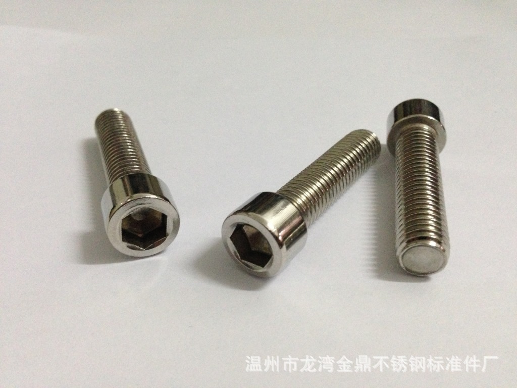 走进不锈钢螺钉的世界：了解其在现代工业中的应用与变迁