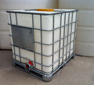 山东塑料容器pe塑料化工吨桶,集装箱桶.具有运输方便,防碰撞等