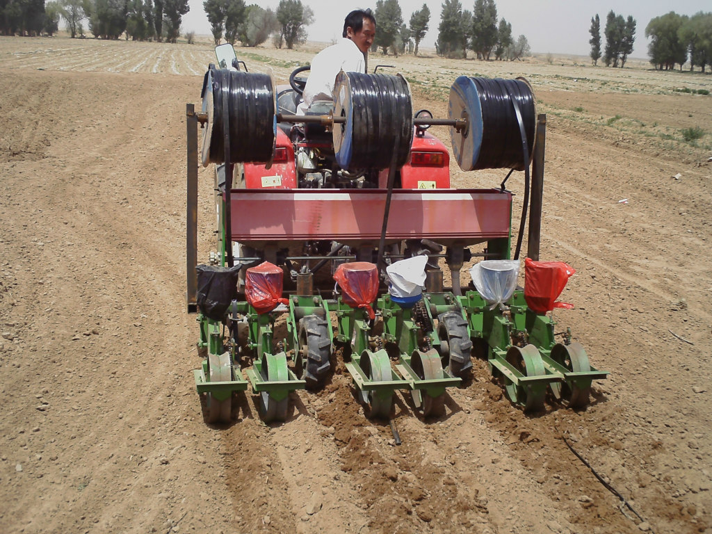 【以色列技术】 滴灌 施肥 精播 谷子精密播种机(免间定苗)