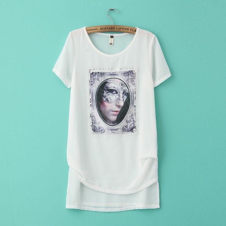 2013夏季女款韩版镜面头像图案不规则下摆圆领短袖雪纺衫