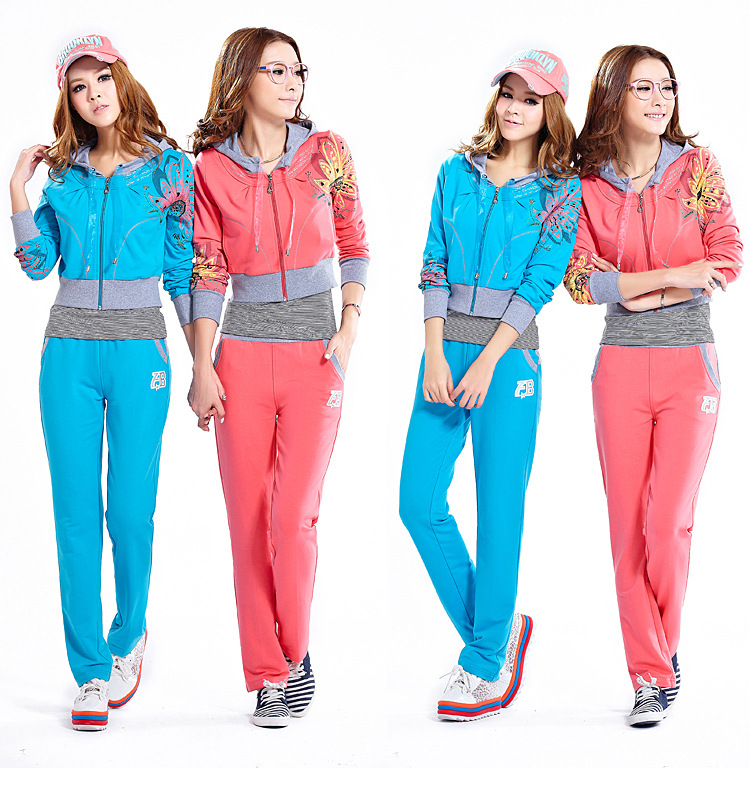 2013春季新款 女款开衫连帽蝴蝶印花三件套 休闲运动服套装613