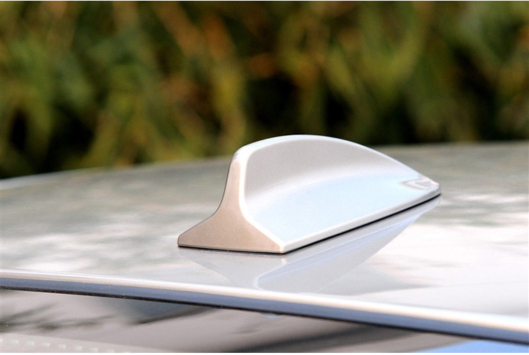 汽车装饰天线宝马车载天线鲨鱼鳍天线厂家批发价淘宝代发一个起批