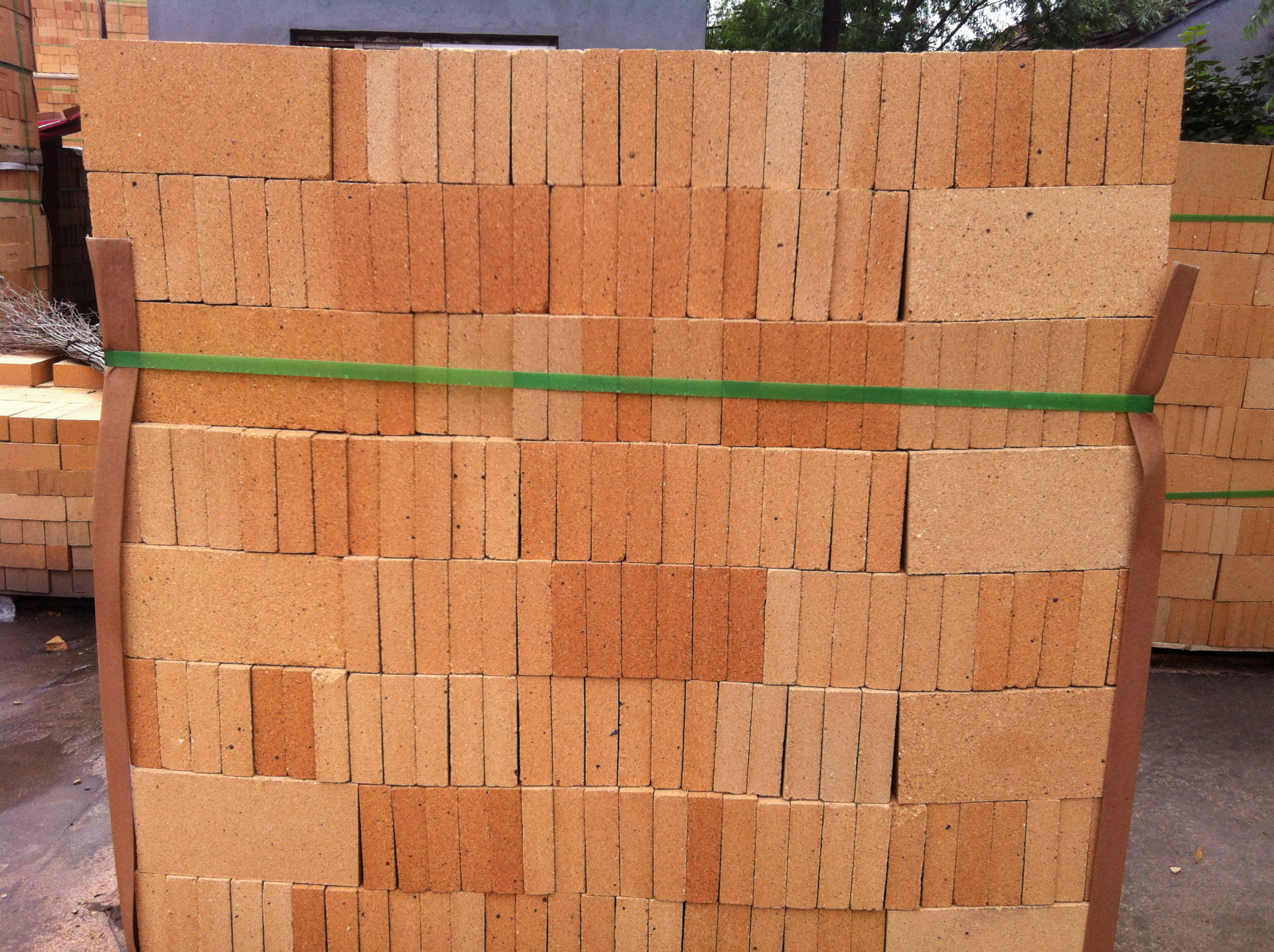 山东优质耐火砖t-3,半枚片,半枚条