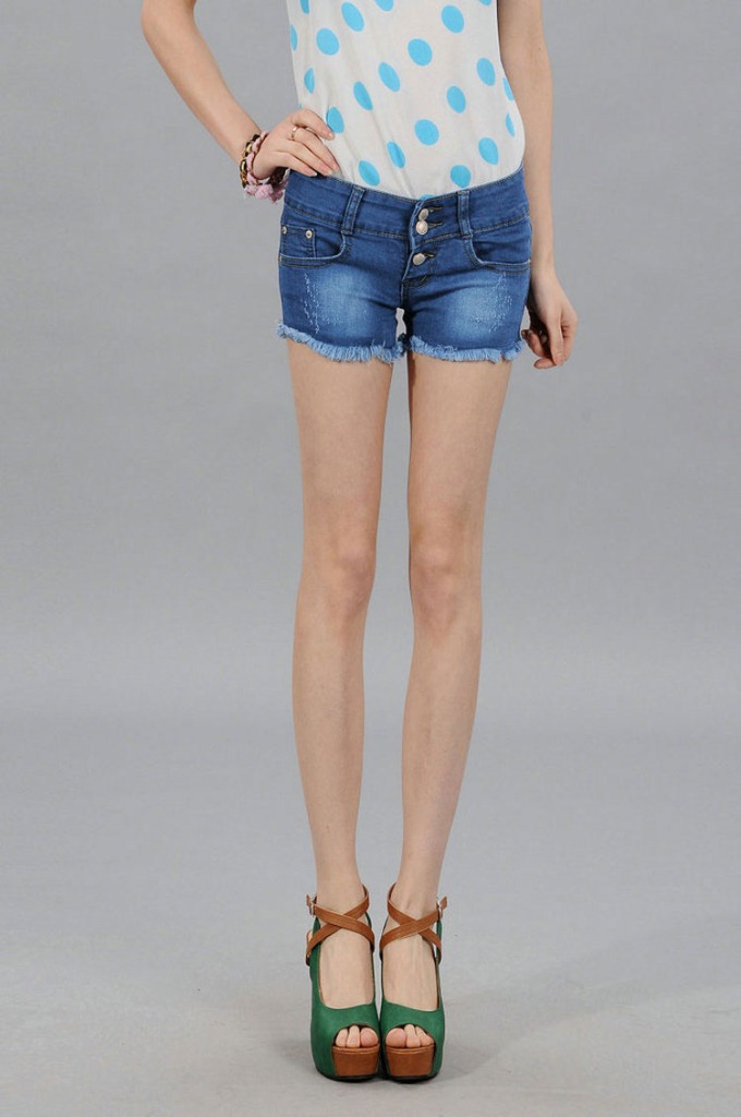 2013夏秋韩版休闲时尚女式牛仔短裤热裤排扣毛边短裤厂家批发666