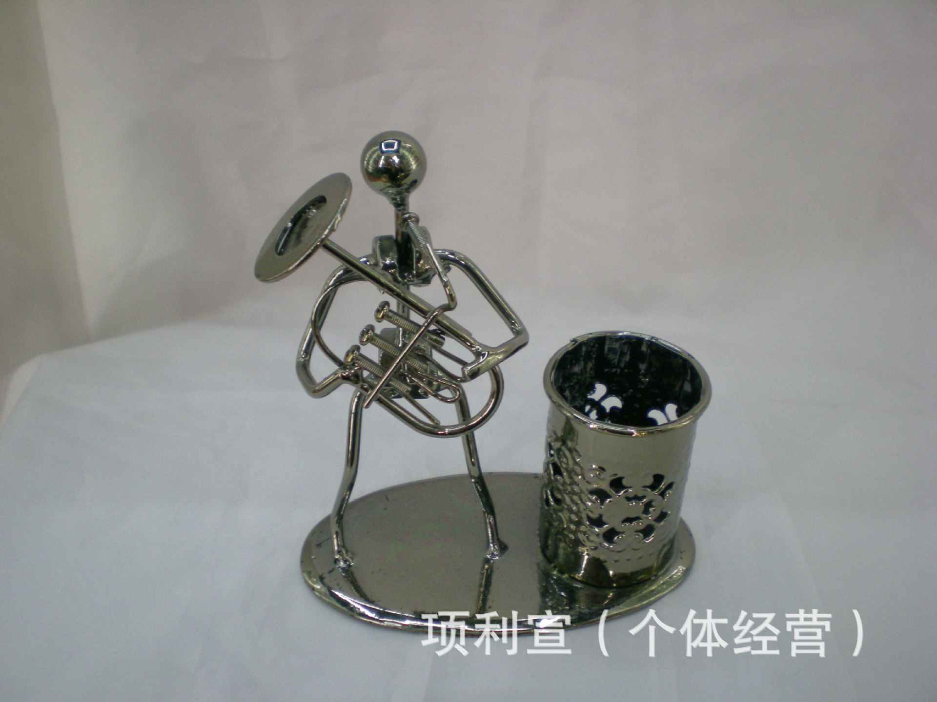 家居家飾擺件 金屬創意工藝品 時尚禮品 鐵藝筆筒樂隊人筆筒.