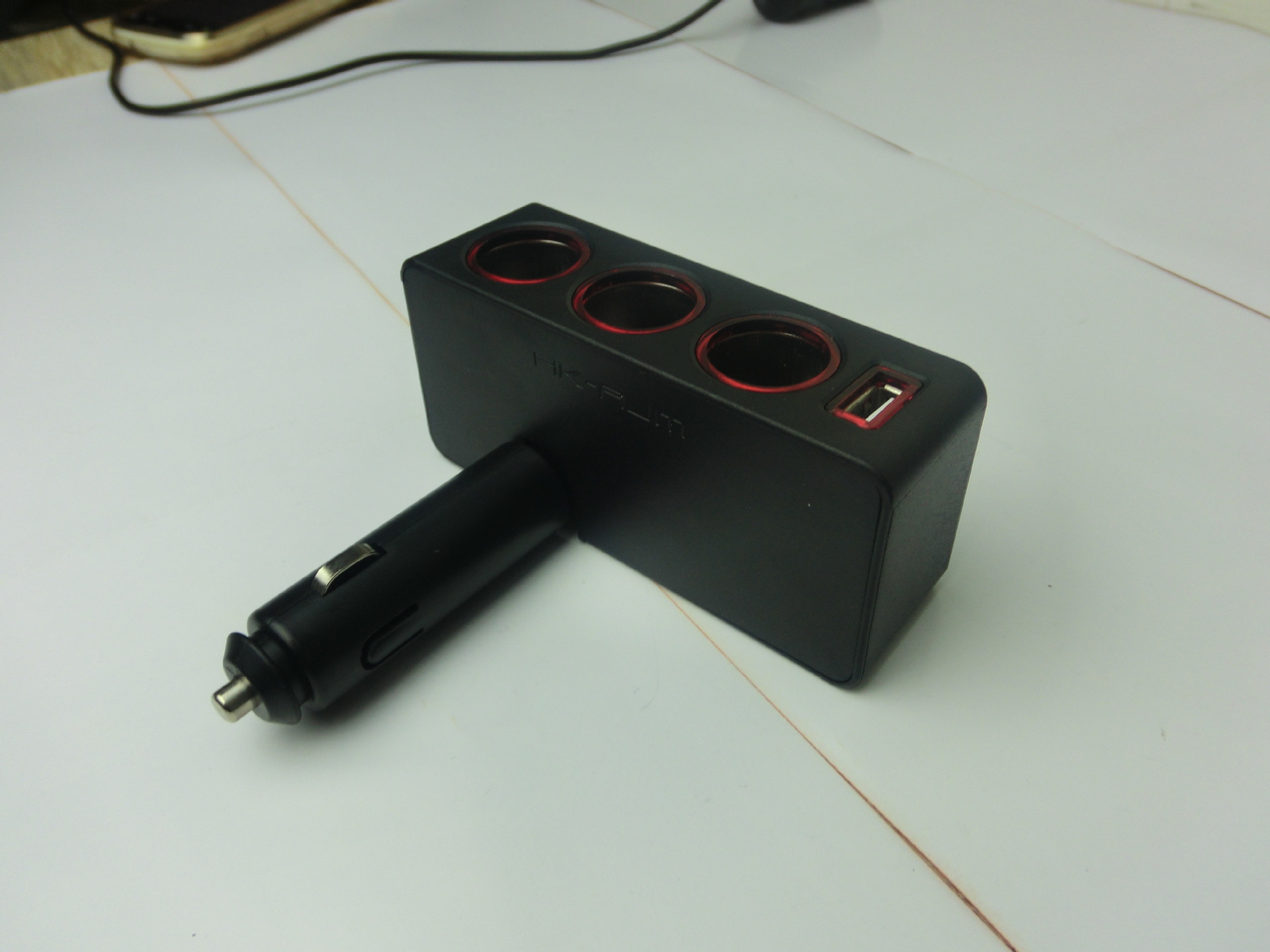 一分三车载充电器 一拖三汽车点烟器电源带一个usb接口图片_9