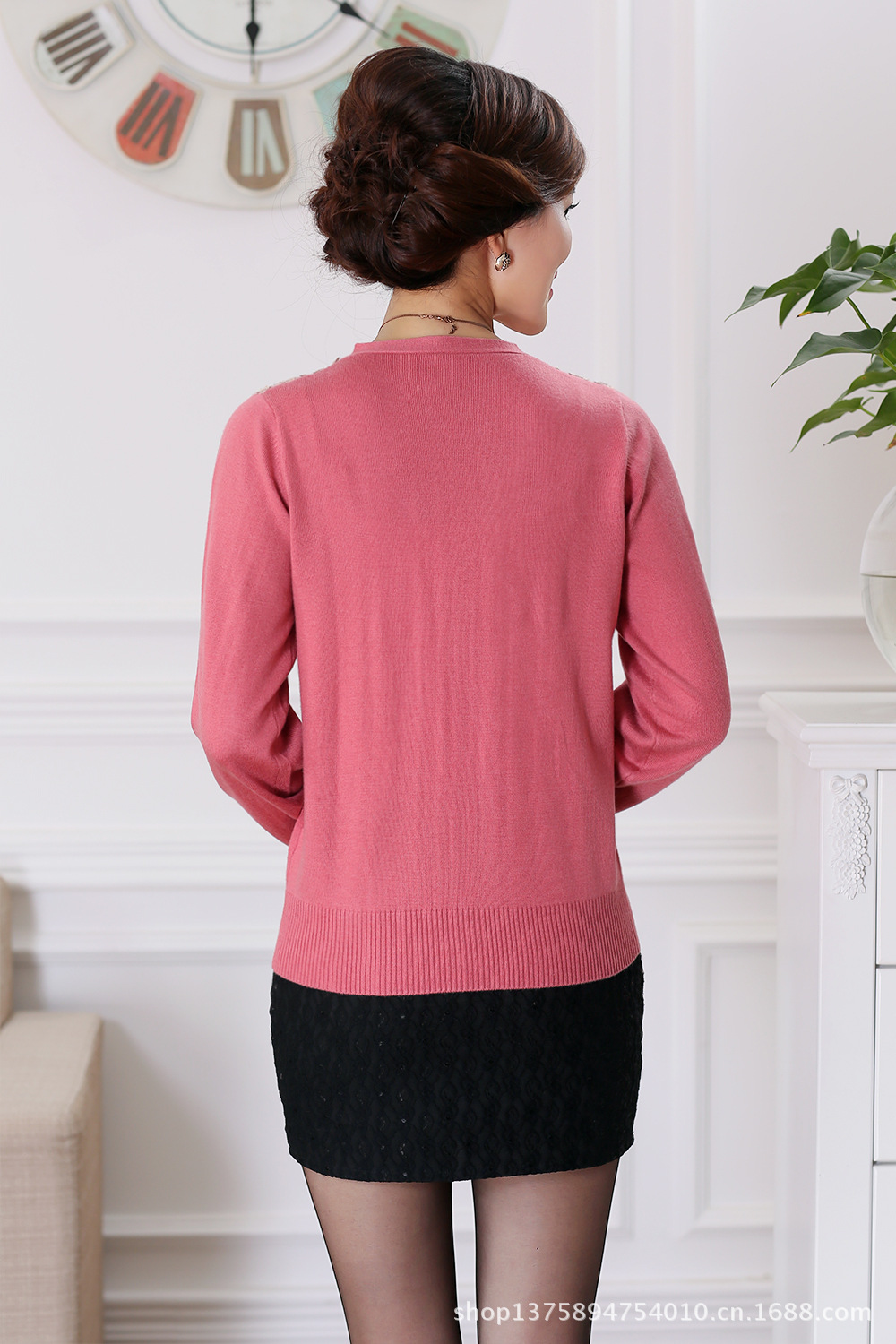 哥弟新款羊绒衫 钉珠绣花针织衫长袖v领开衫 修身韩版羊毛衫促销