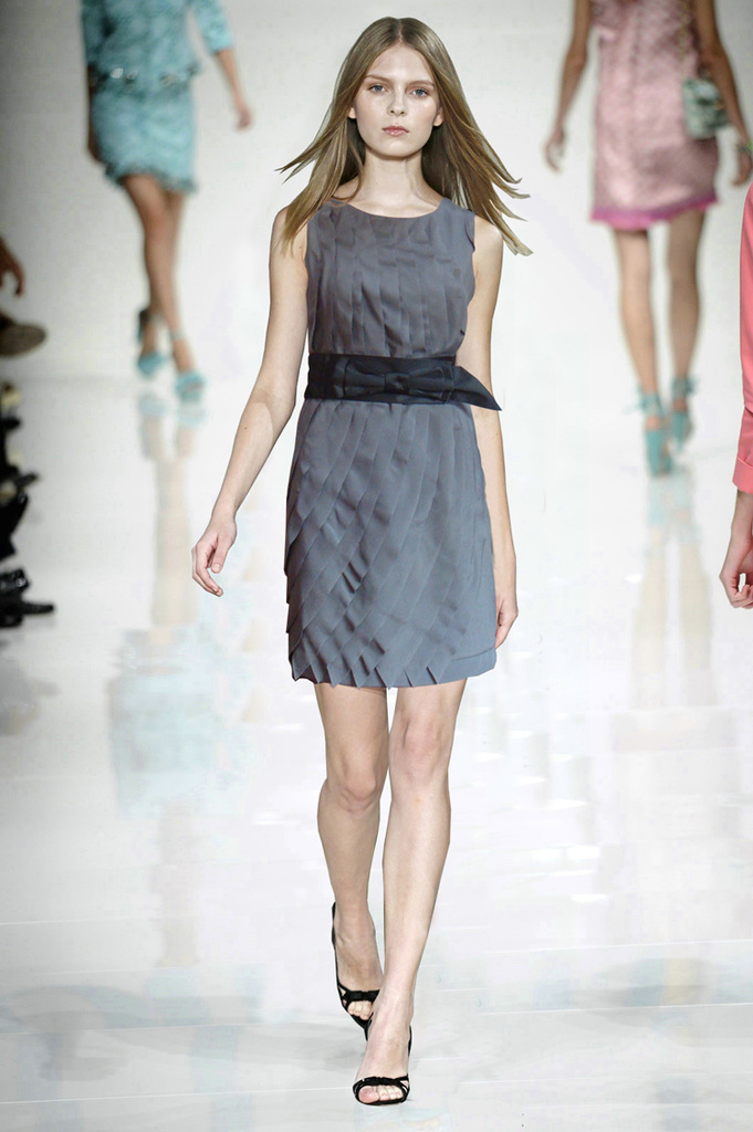 欧美外贸女装 时尚大气蝴蝶结无袖裙 真丝裙 w110